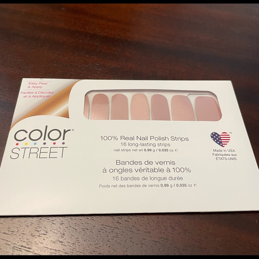 Brand new Color Street. At the Plaza